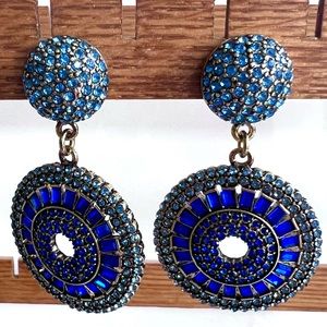Heidi Daus 🆕 “Blue Skies” amazing Swarovski crystals earrings
